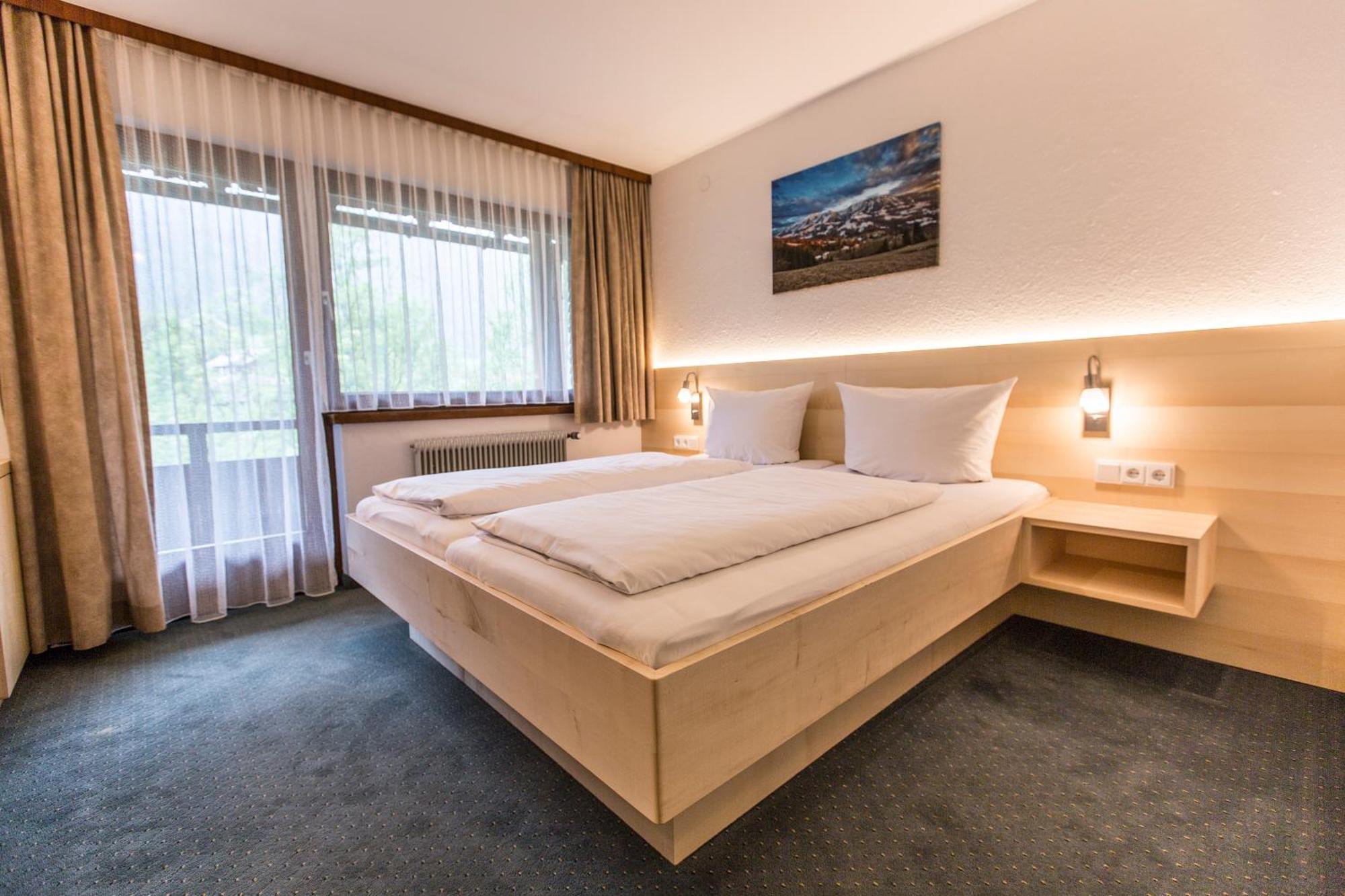 Gaestehaus-Pension Barbara อันเดลส์บุค ห้อง รูปภาพ