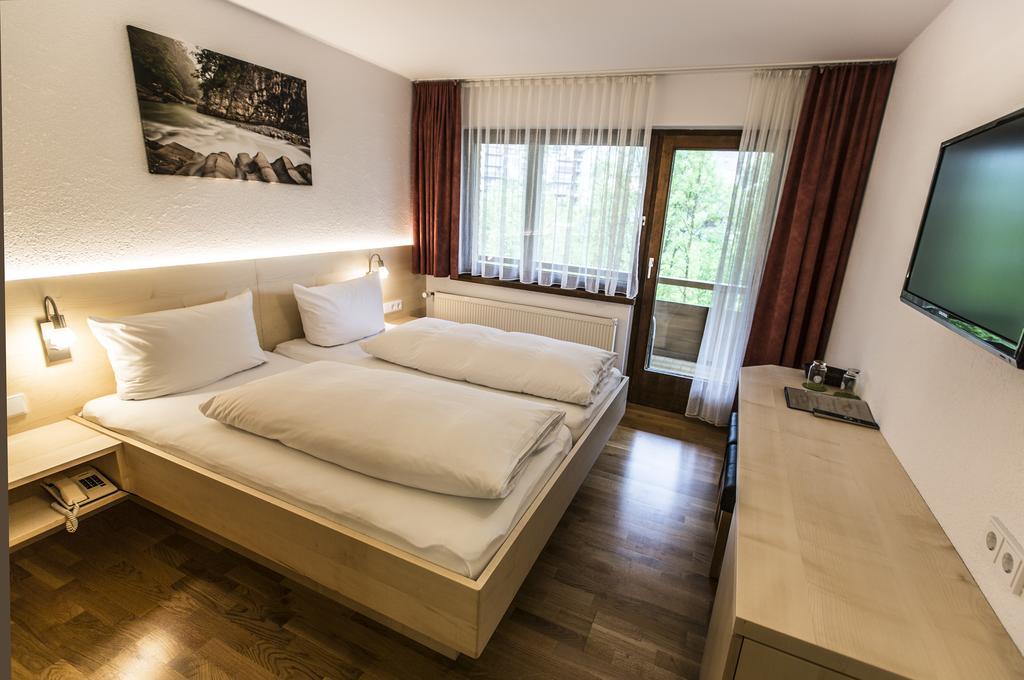 Gaestehaus-Pension Barbara อันเดลส์บุค ภายนอก รูปภาพ